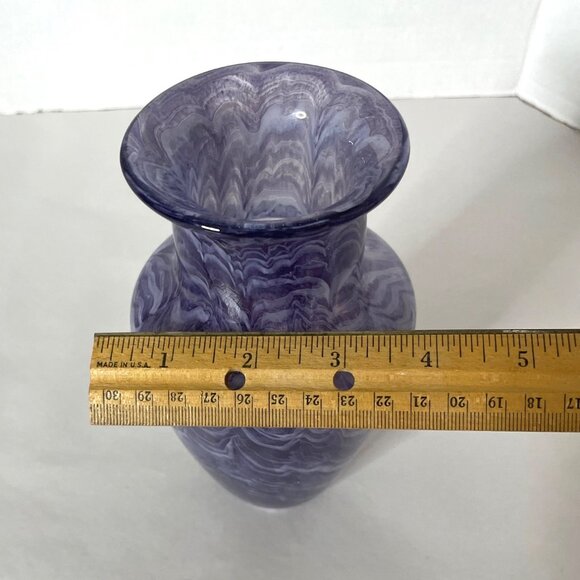 Vtg 87 Hand-Blown Purple Swirl Art Glass Vase 7" Tall Decorative Home Accent Pc - Picture 7 of 8